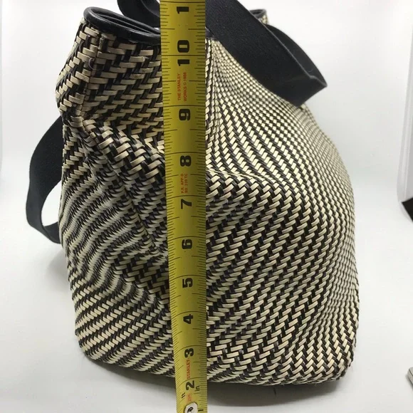 Vince Camuto Straw Bag - Picture 2 of 8